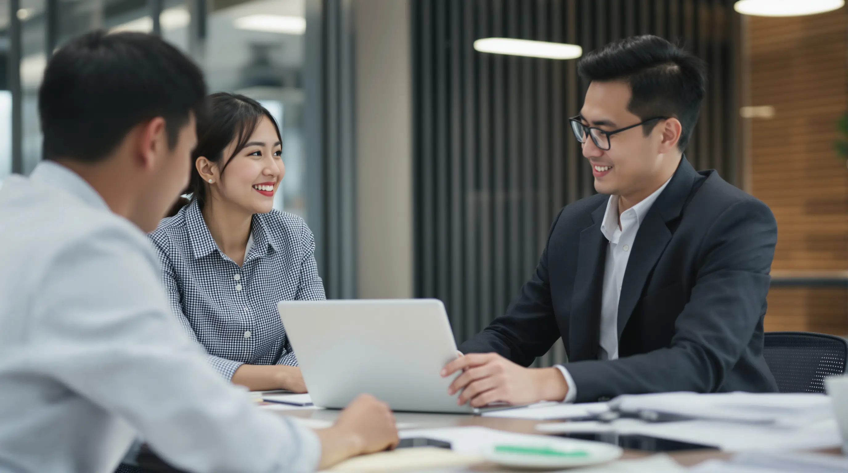Philippine Employment Law for Foreign Employers: What Your EOR Handles